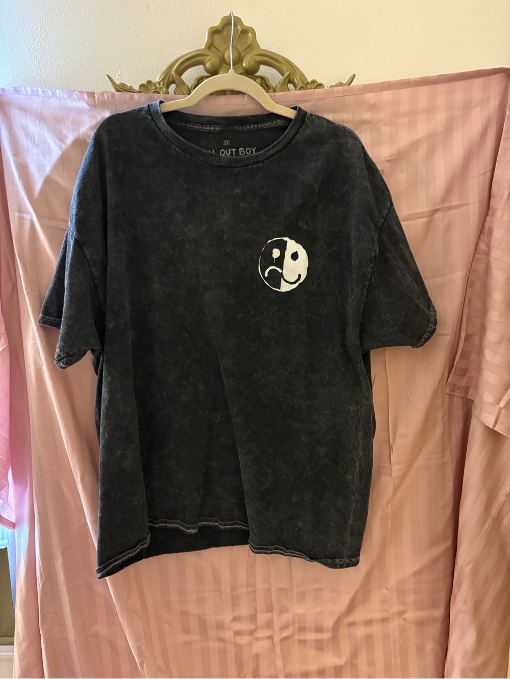 Fall Out Boy So Much For Stardust T shirt size XL